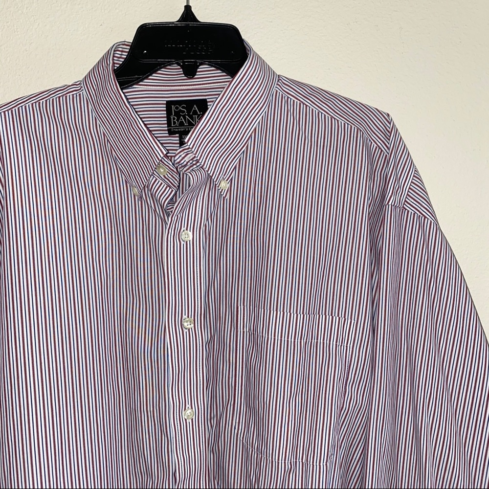 Jos A. Bank Traveler Collection Shirt